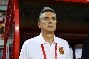 爱游戏登录入口-安东尼奥结束U23亚洲杯带队任务后，首次亮相新去处，引发热议