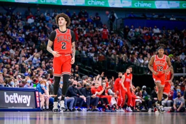 1642779054711065088.jpg USATSI_17481293-1024x683.jpg